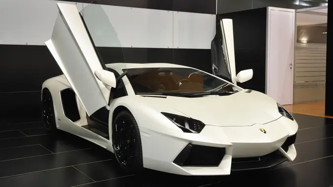 Want a Lamborghini? Here's How to Afford One in 2024 | GOBankingRates