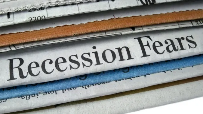 News paper headline Recession Fears.