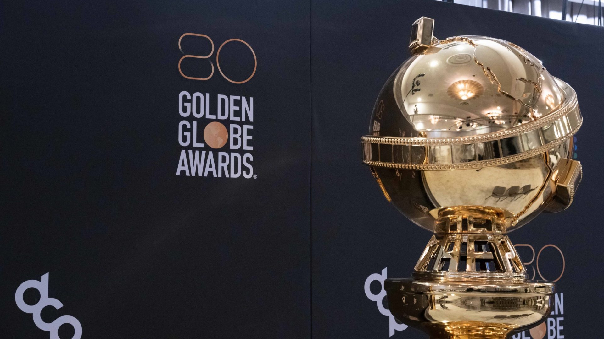 Here's What a Golden Globe and Other Award Statues Are Actually Worth ...