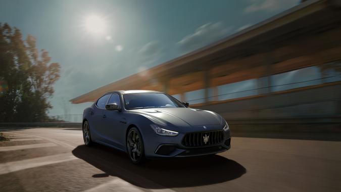 Maserati-Ghibli-MC-Edition-Blu-Vittoria