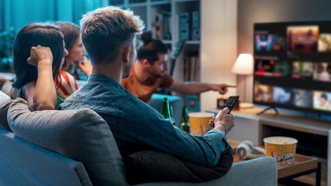 11 Free TV Apps That’ll Let You Cut the Cable