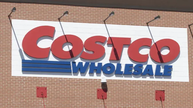 6 Ways Shopping at Costco Helps Retirees Stick to Their Budgets