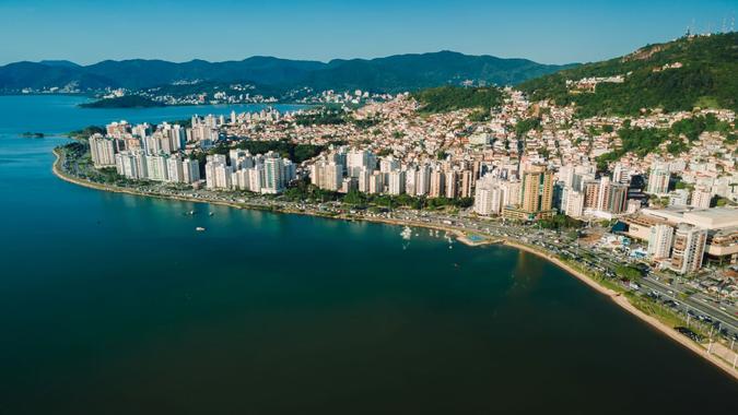 Florianopolis-iStock-1421638017