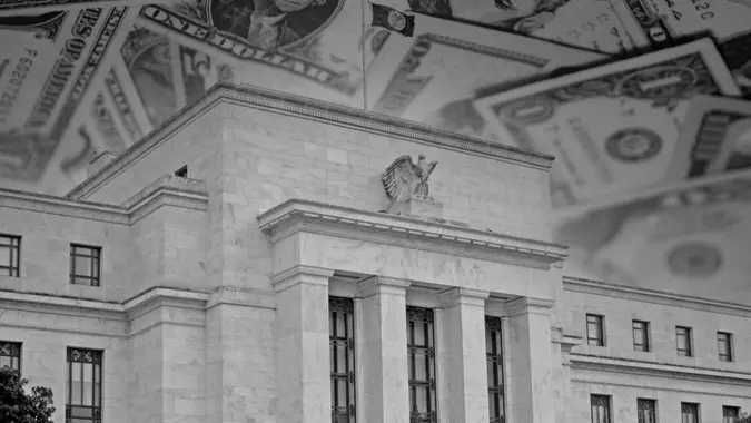 Federal Reserve - Central Banking.