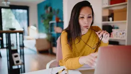 I Asked ChatGPT and Gemini How Much I Should Be Earning in 2026: Here’s What They Each Said