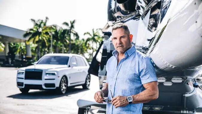 Grant Cardone: Here’s Why the ‘Middle Class’ Is a Trap That You Need To Break Out Of