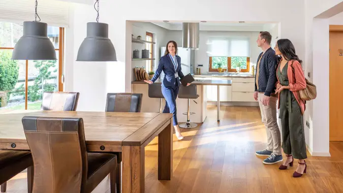 Housing Market 2023: 10 Small Towns Where You Should Buy Vacation Property Housing Market 2023: 10 Small Towns Where You Should Buy Vacation Property