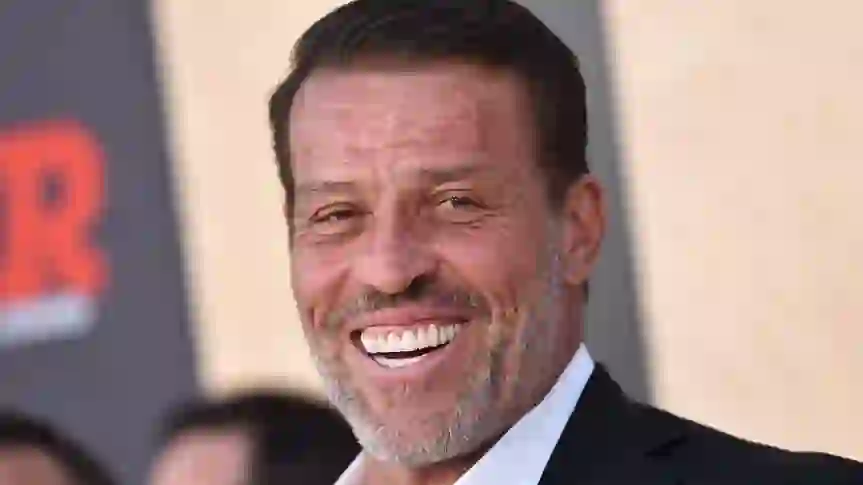 Tony Robbins’ ‘Unshakeable’ Investing Tips Still Work — If You Do This