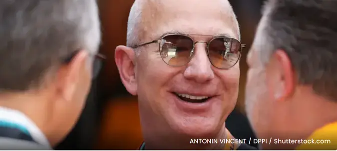 Elon Musk vs. Jeff Bezos: Battle of the Billionaire Investment Strategies Elon Musk vs. Jeff Bezos: Battle of the Billionaire Investment Strategies