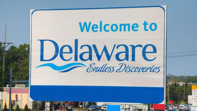 Welcome to Delaware road sign stock photo