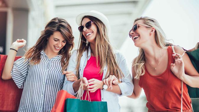 Americans Who Spend Money Are Happier Than Those That Save It — Is There a Healthy Compromise?