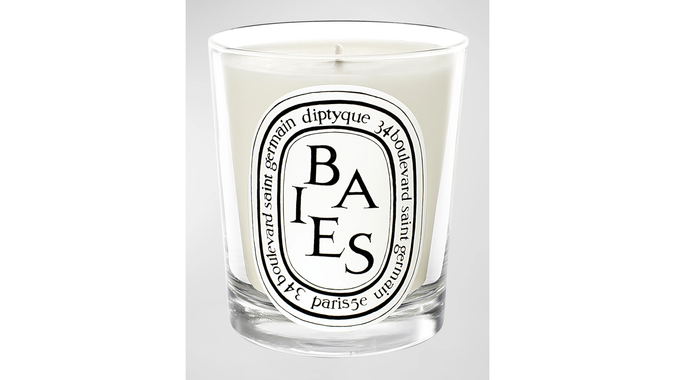 Baies (Berries) Scented Candle, 6.5 oz.
