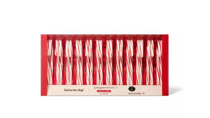 favorite_day_candy_canes