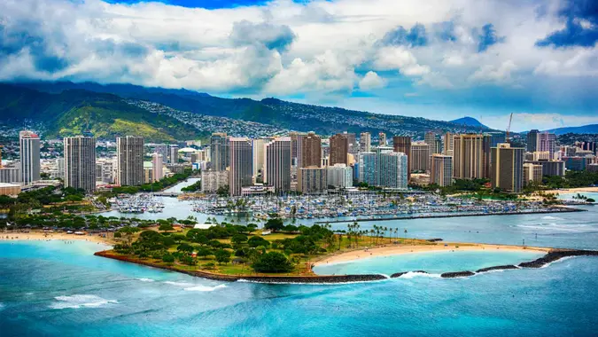 Here’s the Salary a Single Person Needs To Live Comfortably in Hawaii