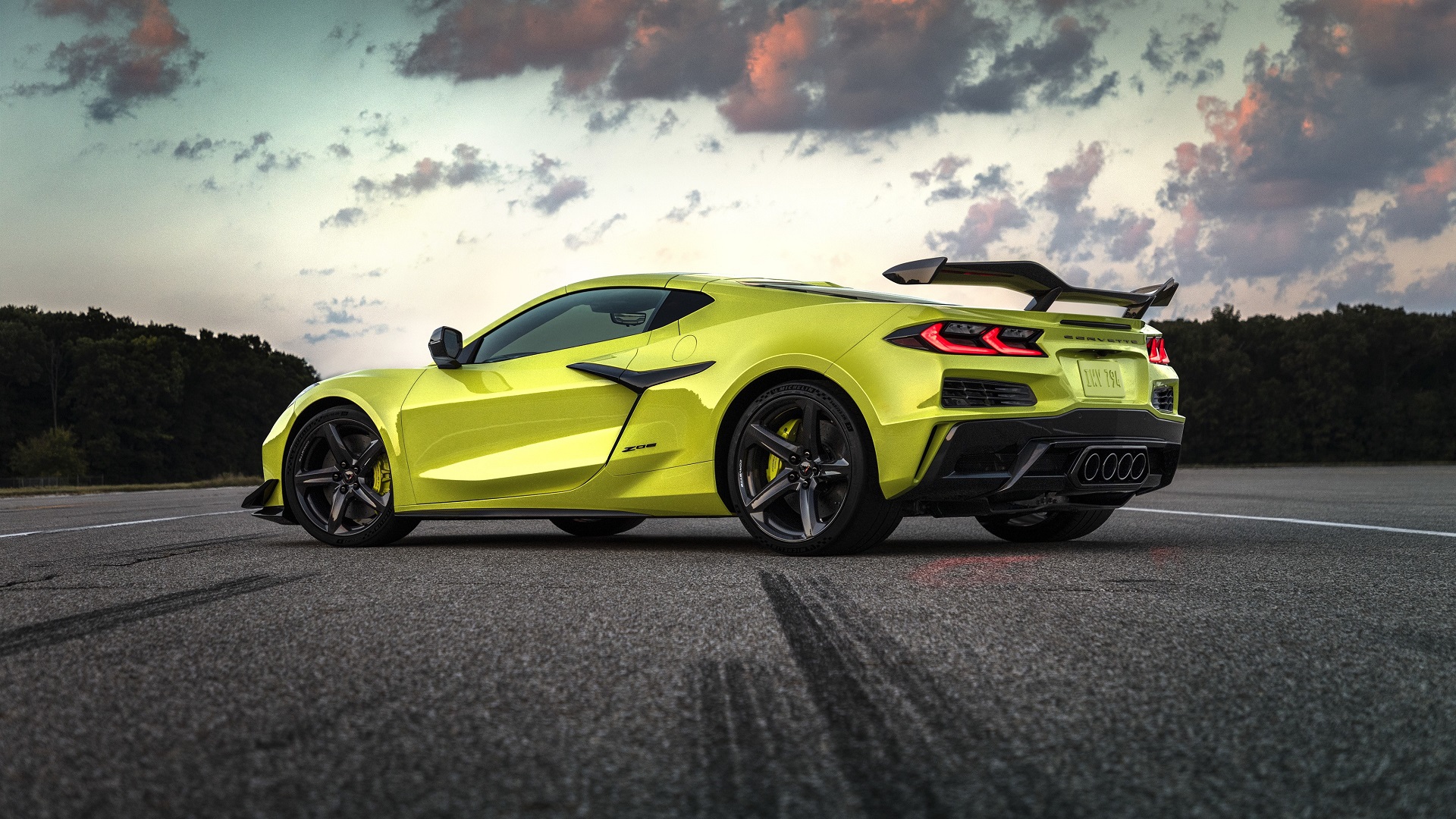 The Chevy Corvette Is Dominating Its Luxury Rivals - usa