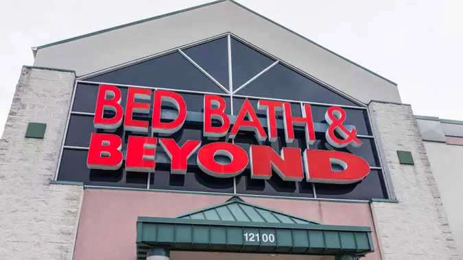 Bed Bath and Beyond: Best Sale Items for December 2023 | GOBankingRates