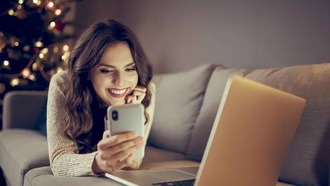 4 Best Ways To Make Money Ahead of the Holidays in 2025 4 Best Ways To Make Money Ahead of the Holidays in 2025