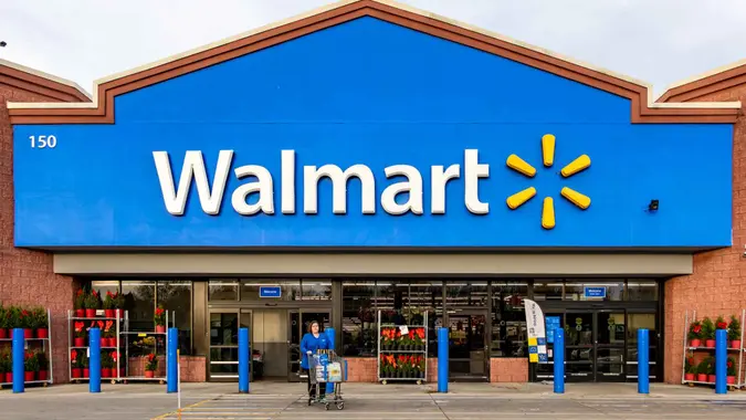 I Work at Walmart: Here Are 8 Insider Secrets You Should Know