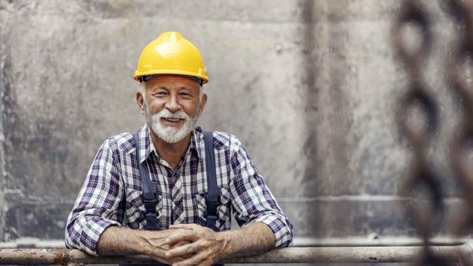 Retirement Planning: 2 Key Reasons You Shouldn’t Bank on Working Longer