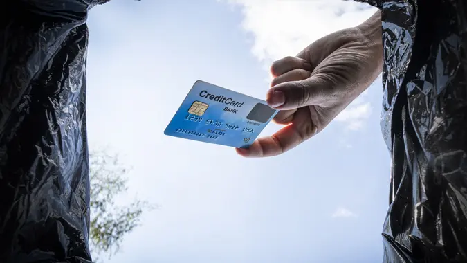 throw credit card in trash