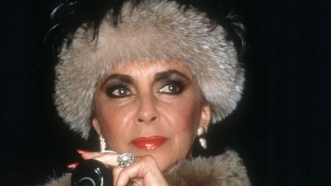 Elizabeth Taylor USA New York CityPictured: Ref: BLU_S3345227 010187 NON-EXCLUSIVEPicture by: John Barrett / ShutterstockShutterstockUSA: 1 646 419 4452UK: 020 8068 3593eamteam@shutterstock.