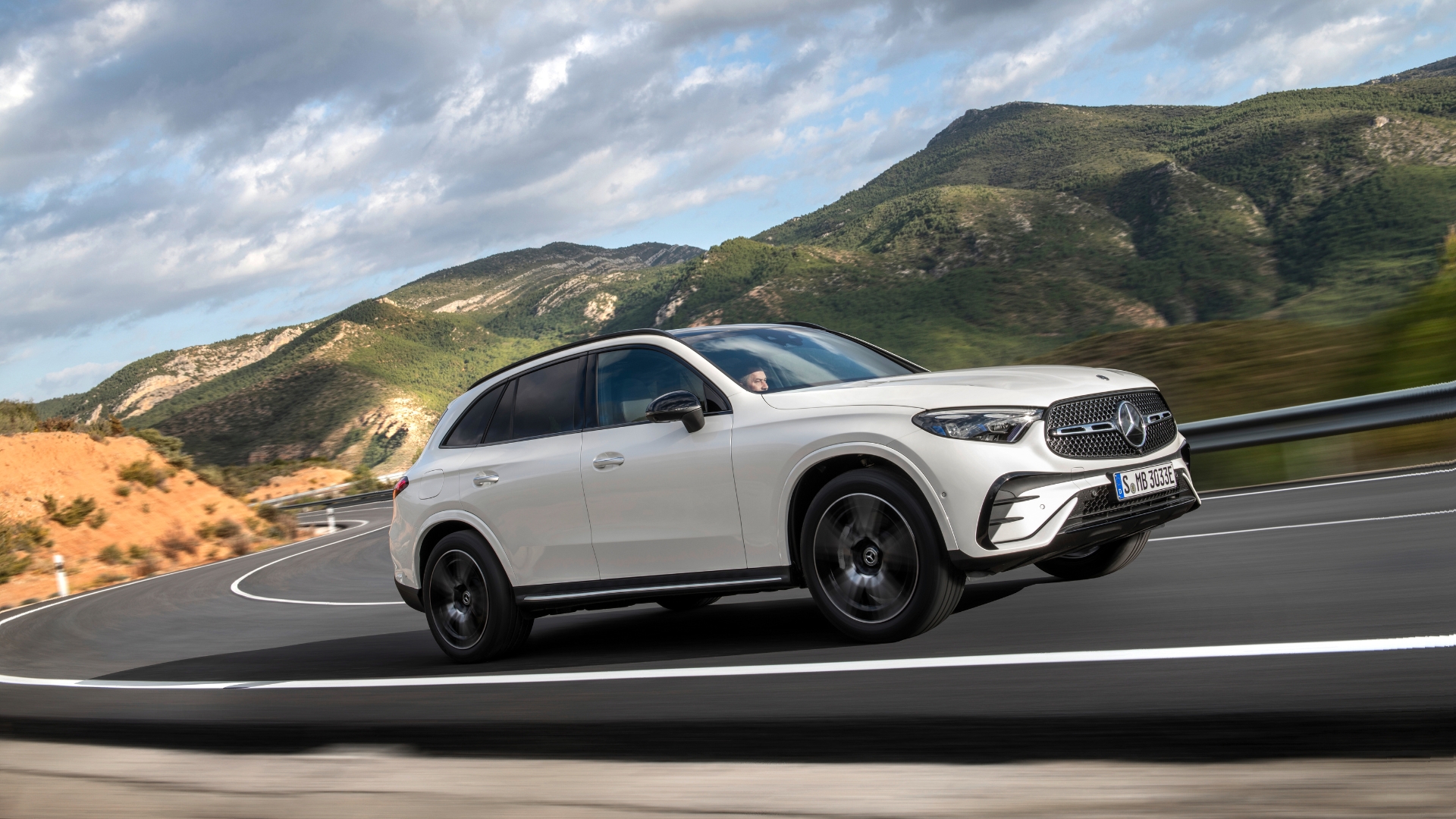 4 Used Luxury SUVs That Are a Bad Investment for the Middle Class