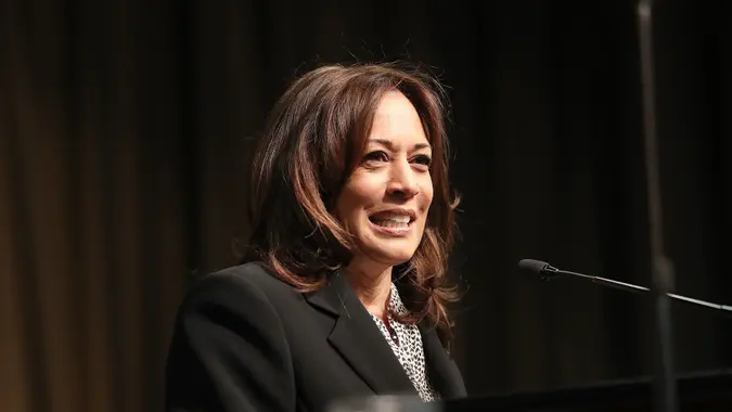 Senator Kamala Harris, a 2020 Presidential candidate, speaks at the 28th Annual National Action Network (NAN) Conference in New York NYPictured: kamala harrisRef: BLU_S1891565 050419 NON-EXCLUSIVEPicture by: Andrew Schwartz / SplashNews.