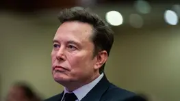What Elon Musk’s Money Moves Can (and Can’t) Teach Average Investors