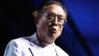 Robert Kiyosaki Predicts Bitcoin Value at $350K In 2025: Other Experts Weigh In