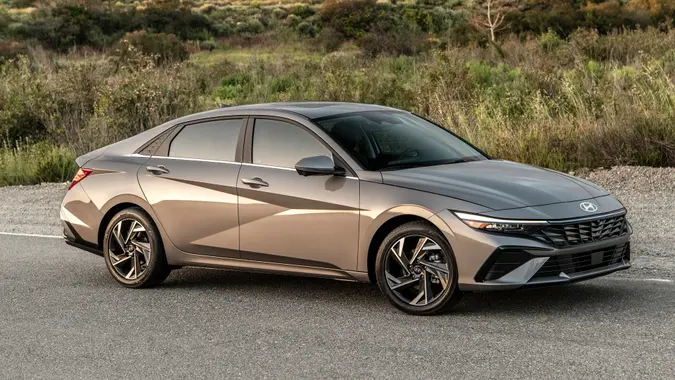 2025 Elantra