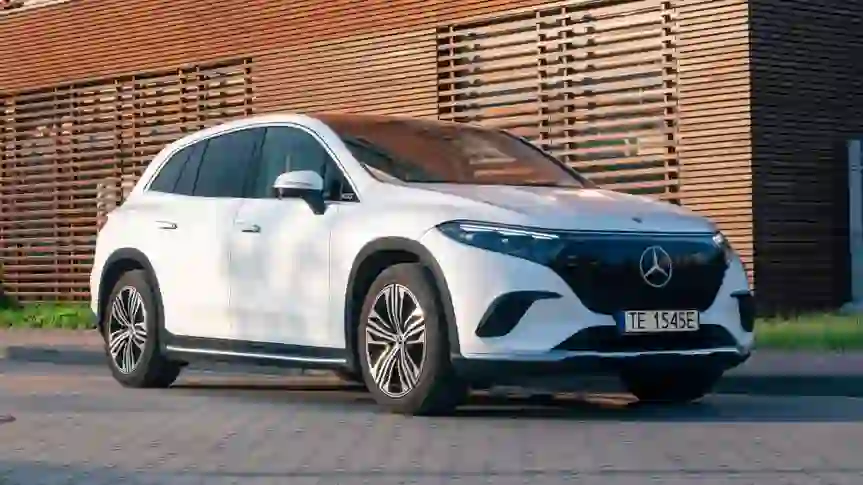 5 Luxury SUVs That Will Have Massive Price Drops in Spring 2026