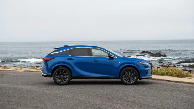 5 Used Luxury Cars That Are a Good Investment for Retirees 5 Used Luxury Cars That Are a Good Investment for Retirees
