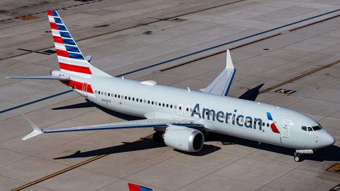 Phoenix, AZ - November 11, 2023: Photo of an American Airlines passenger plane (Boeing 737-8 MAX | N318TD) taxiing to gate at Phoenix Sky Harbor International Airport (PHX).