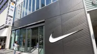 Nike Stock: Experts Argue Pros and Cons of ‘Buying the Dip’ Amid Trump Tariff Drama
