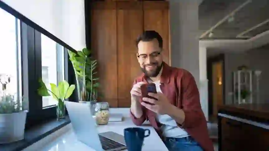 5 Surprising Ways AI Is Making People Money