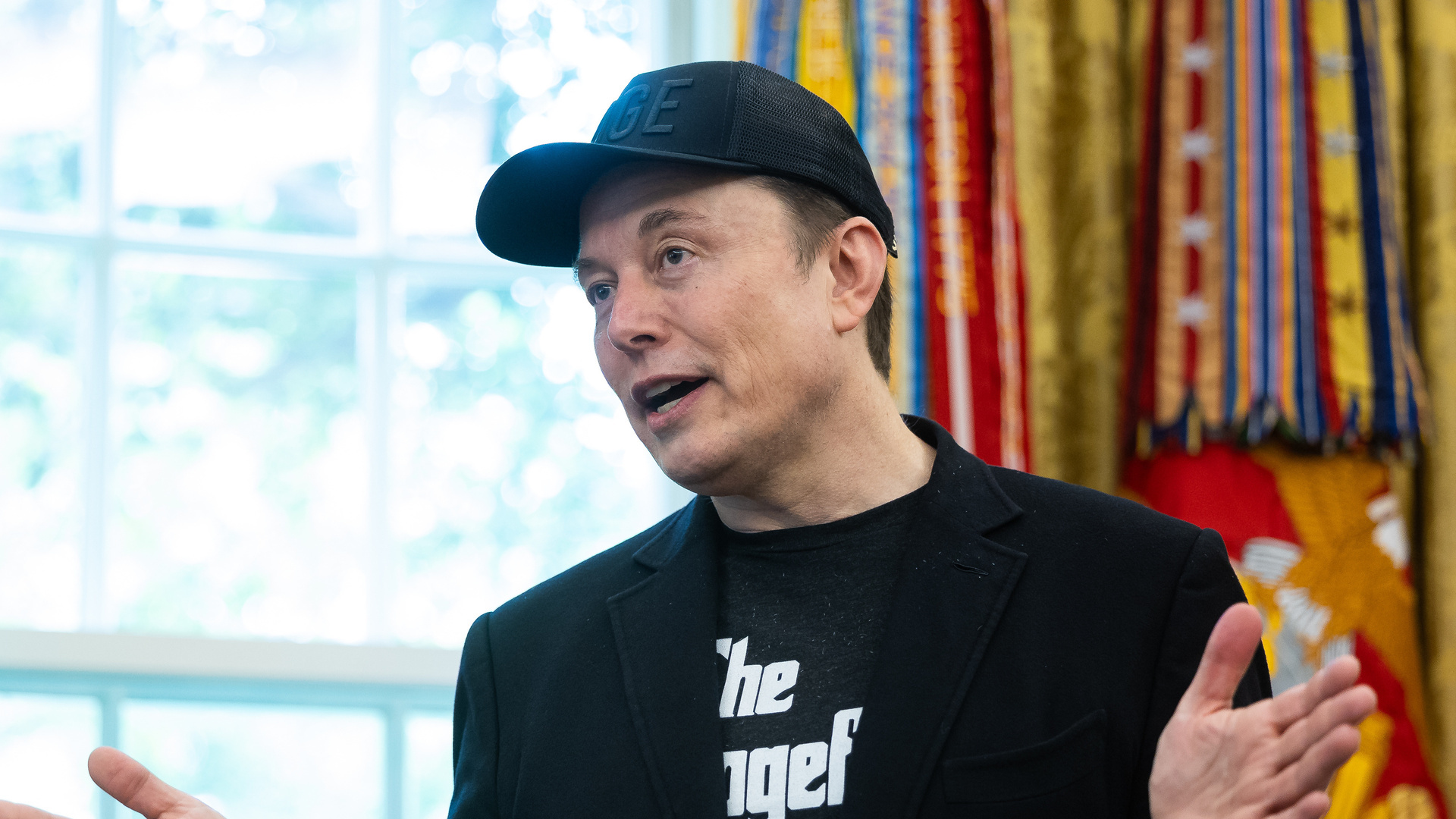 If Elon Musk’s Wealth Was Evenly Distributed Across America, How Much Money Would Every Person Get?