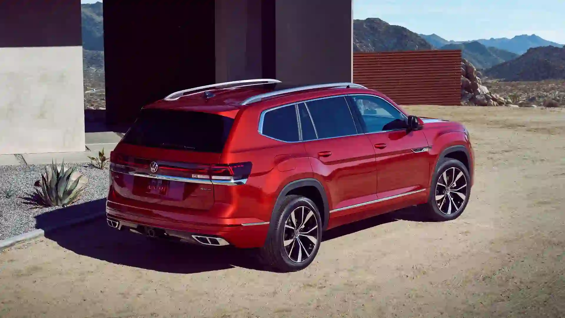 I’m a Mechanic: 4 European Family Cars To Avoid in 2025