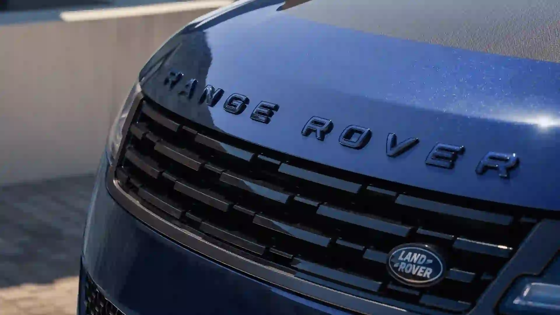 4 Popular Luxury Cars To Stay Away From in Retirement