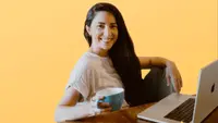 How Financial Influencer Anita Kinoshita Invested $100K While Earning Less Than Six Figures