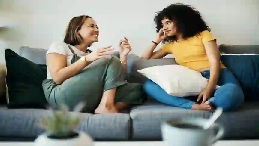 40 Must-Know Money Tips To Pass On To Your Friends at Parties