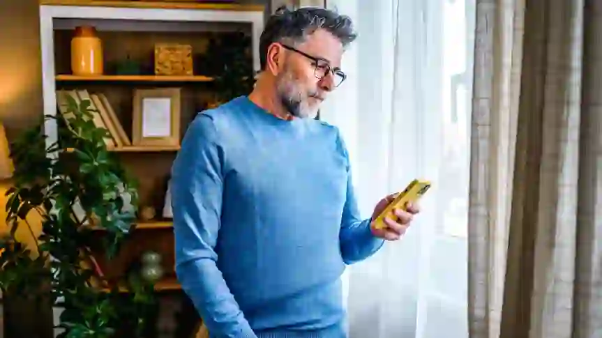 Want Less Stress Near Retirement? The No. 1 Day To Avoid Checking Stocks