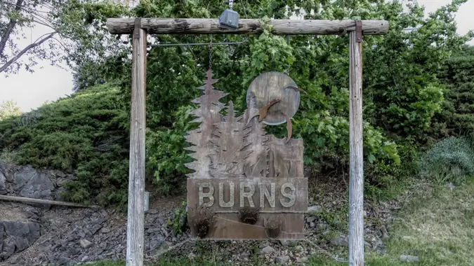 5 Affordable Small Cities To Live In on the West Coast 5 Affordable Small Cities To Live In on the West Coast