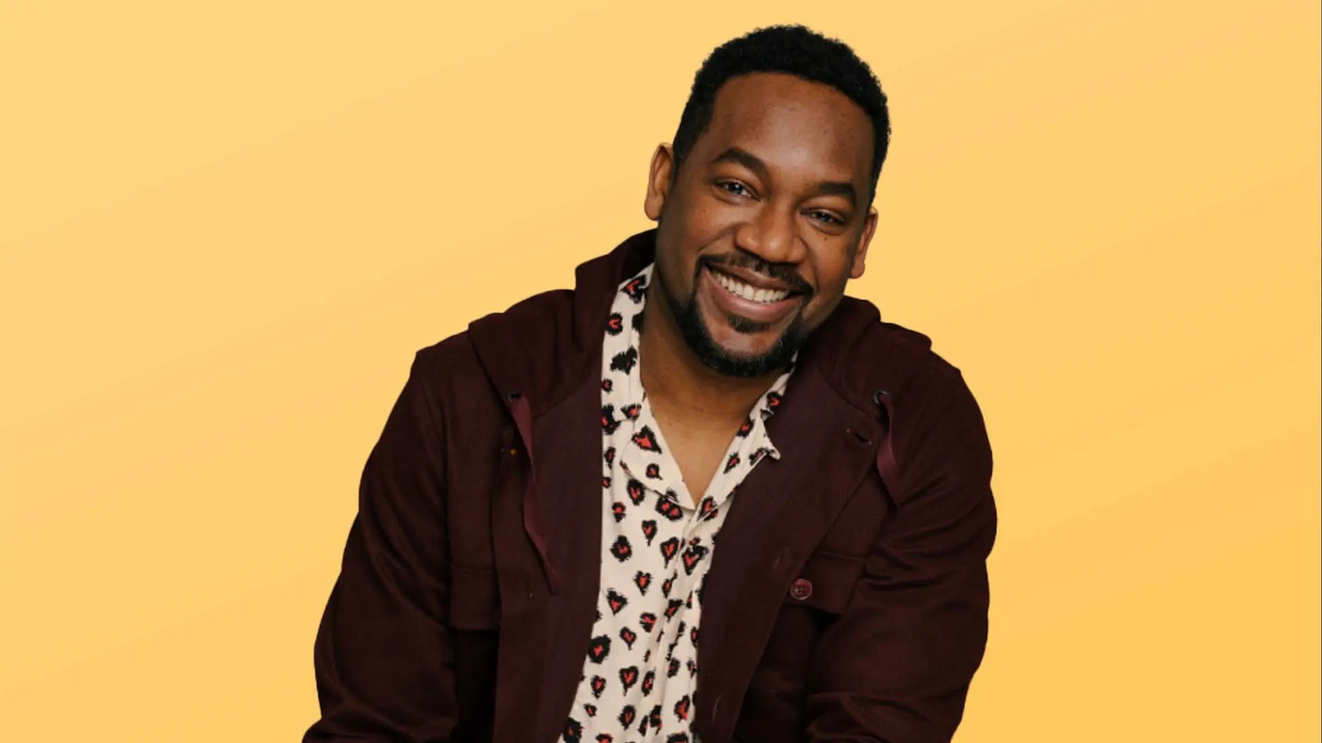 Julien Saunders Headshot