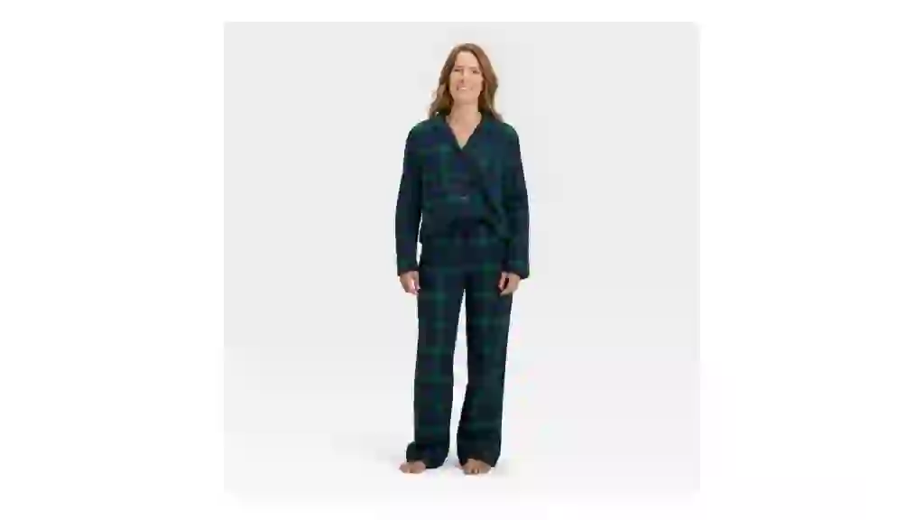 Wondershop Women's Plaid Flannel Pajama Set