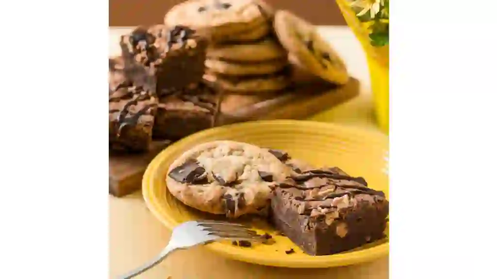 David's Cookies Brownie and Cookie Combo Pack