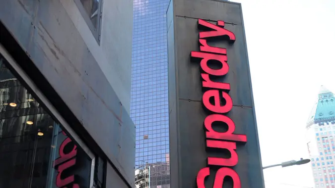 6 Superdry Clothes Millennials Need To Buy for Winter