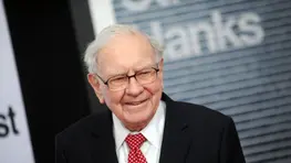 What Does Buffett’s Berkshire Latest Buy Say About the AI Bubble?