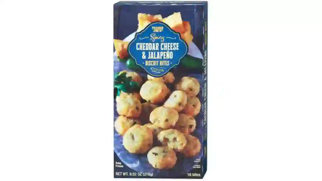 Spicy Cheddar Cheese and Jalapéno Biscuit Bites