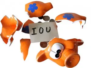 how to stay motivated in saving money